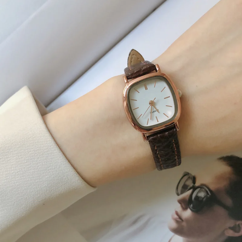 Retro Brown Women Watches Qual - Vintage Digital Watch บทวิจารณ์และราคา